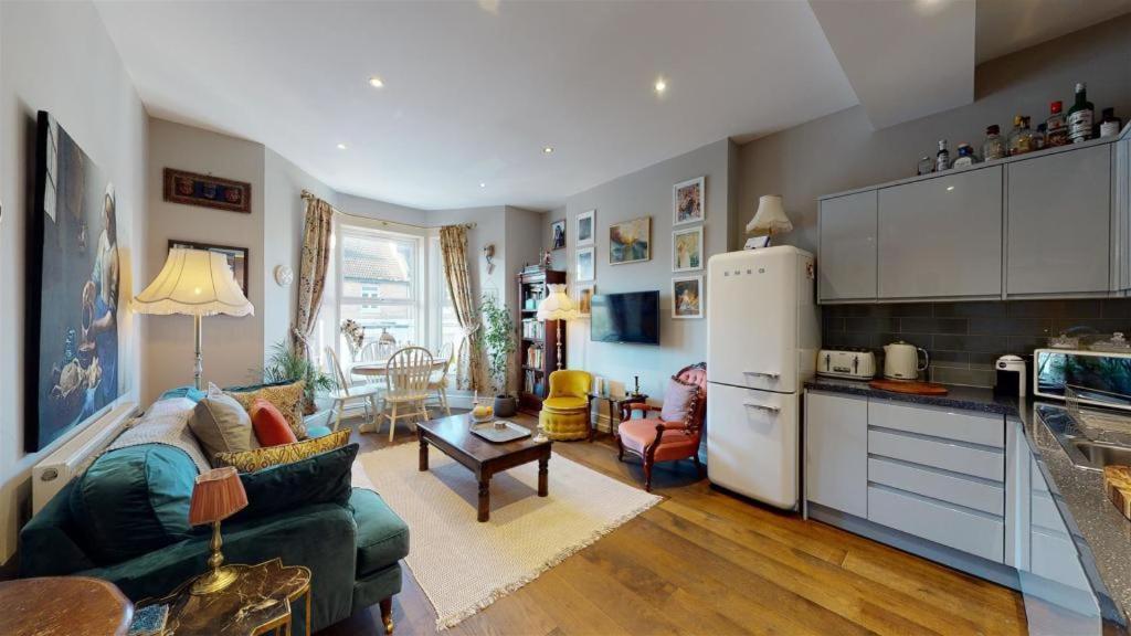 Boutique Margate Abode Apartment ภายนอก รูปภาพ